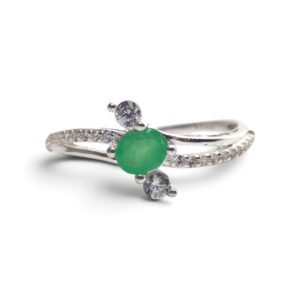 Anillo Espiral✨ en plata ley 925 con esmeralda Natural